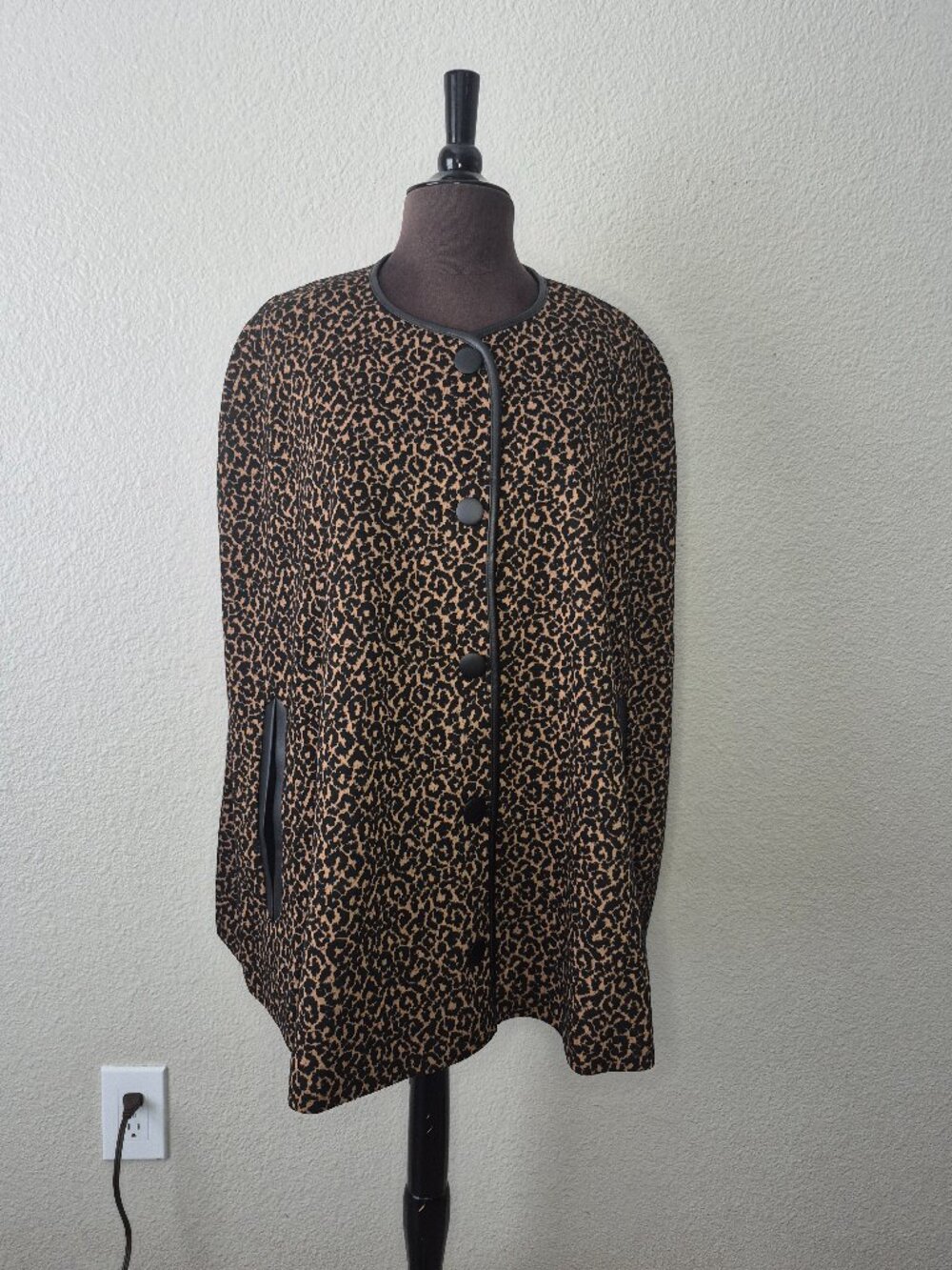 Kasper Leopard Print Cape Jacket Blazer NWT Womens Size 2XL Faux Leather Trim